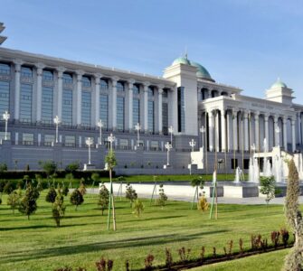 В Туркменистане ведется подготовка к внеочередному собранию Верхней палаты Парламента