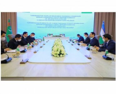 Представители Правительства Туркменистана встретились с руководством Узбекистана