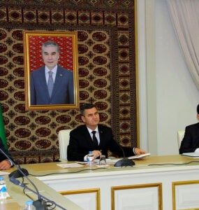 Туркменистан принял участие в собрании глав Минтранса стран-участниц ОЭС
