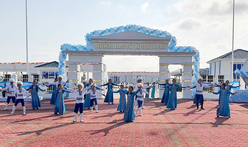 В Туркменистане состоялось открытие центра для детей Arkadagyň nesilleri