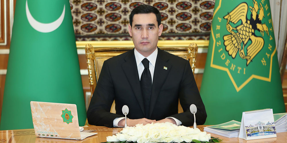 Президенту Туркменистана присвоено воинское звание генерала