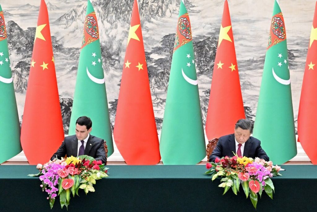 Китай и Туркменистан укрепят сотрудничество в топливно-энергетической сфере